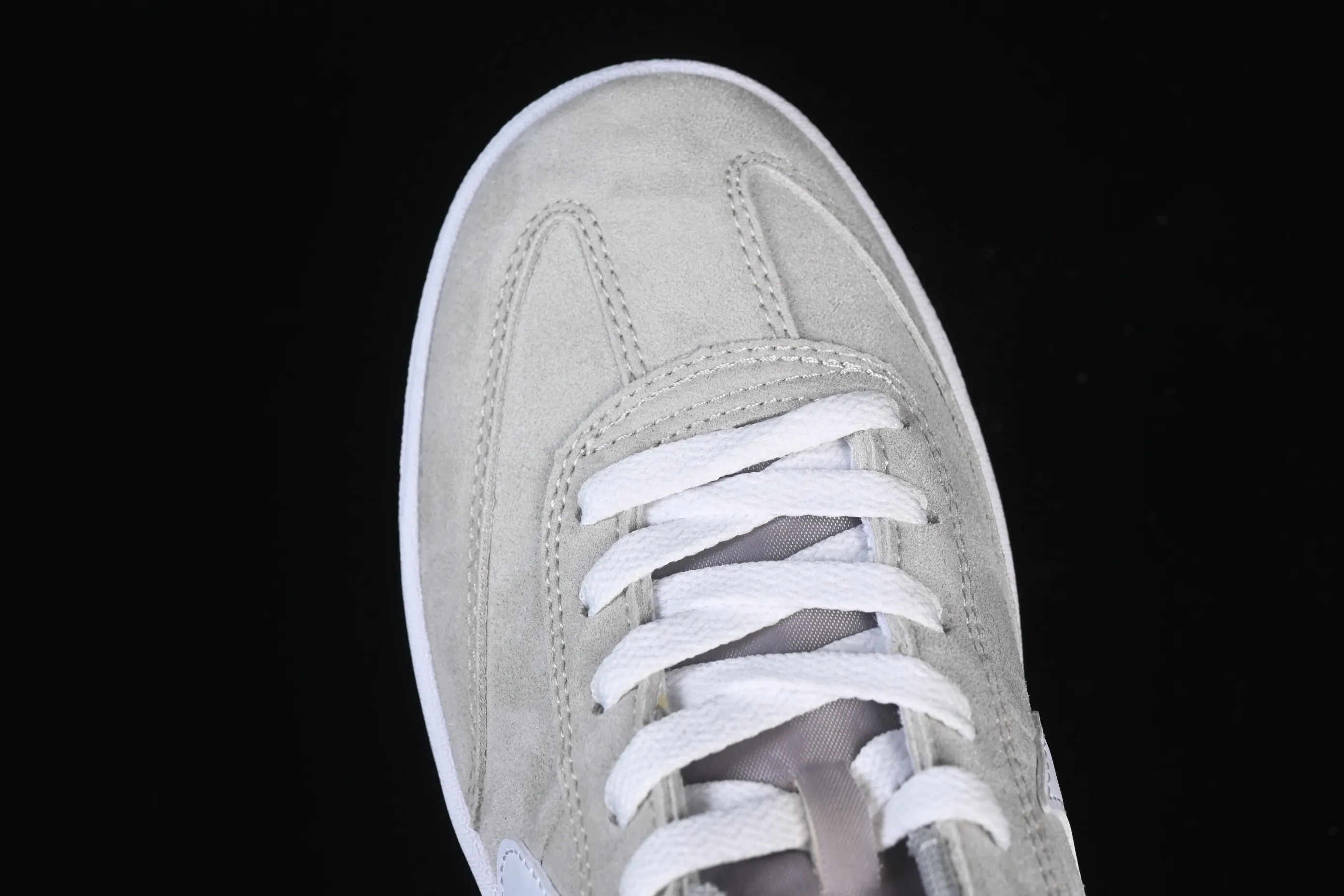 All categories Nk SB Dunk series Nike SB Fc Classic campus sneakers Nike SB Fc Classic Nike autumn and winter campus casual sneakers 909096-111